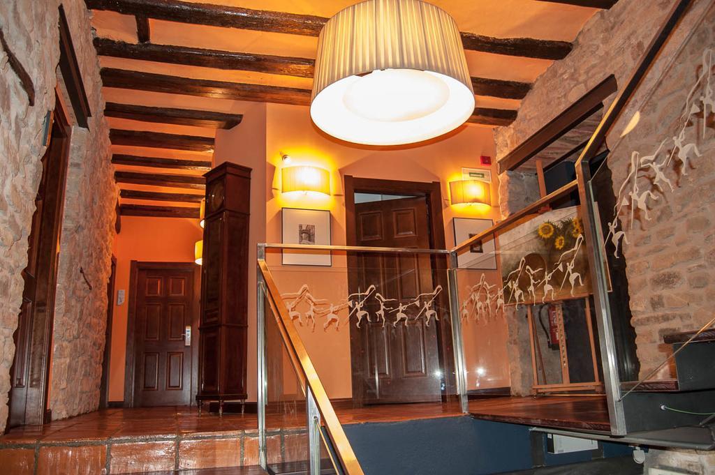 Hotel Rural Nobles De Navarra Áibar Esterno foto